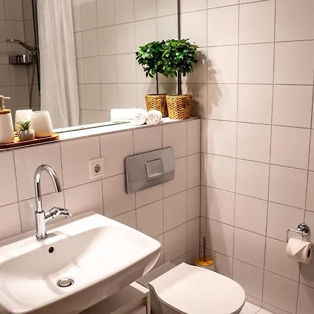 Villa I 100M Kurpark I Wintergarten Boxspringbett I Netflix Bad Salzuflen Exterior foto