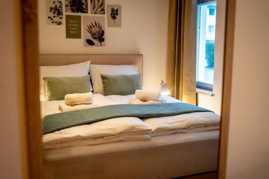 I 100m Kurpark I Wintergarten Boxspringbett I Netflix Apartment *